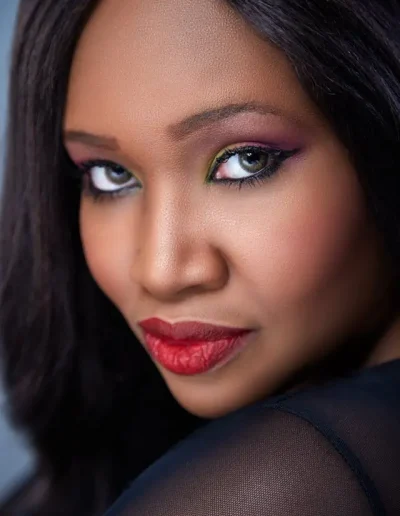 studio-407102-1081685-6-400x516